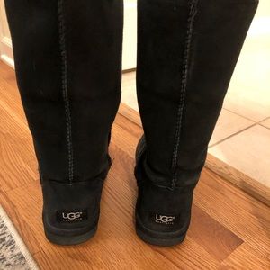 Ugg’s Tall Shearling Boots Black